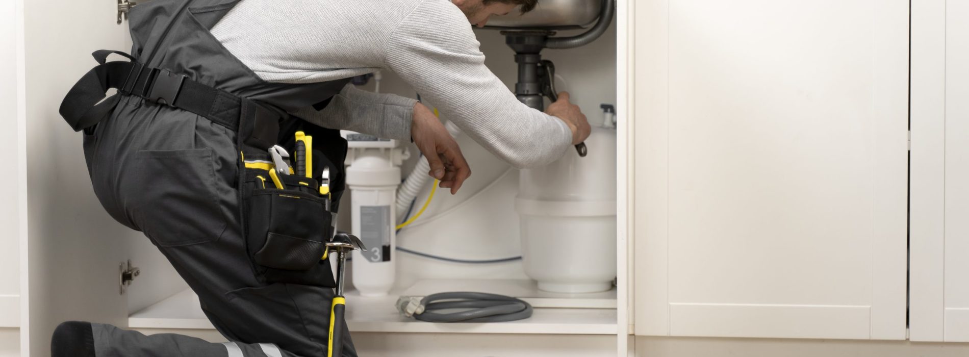 équipe RenovMC – entreprise plomberie Val‑d’Oise